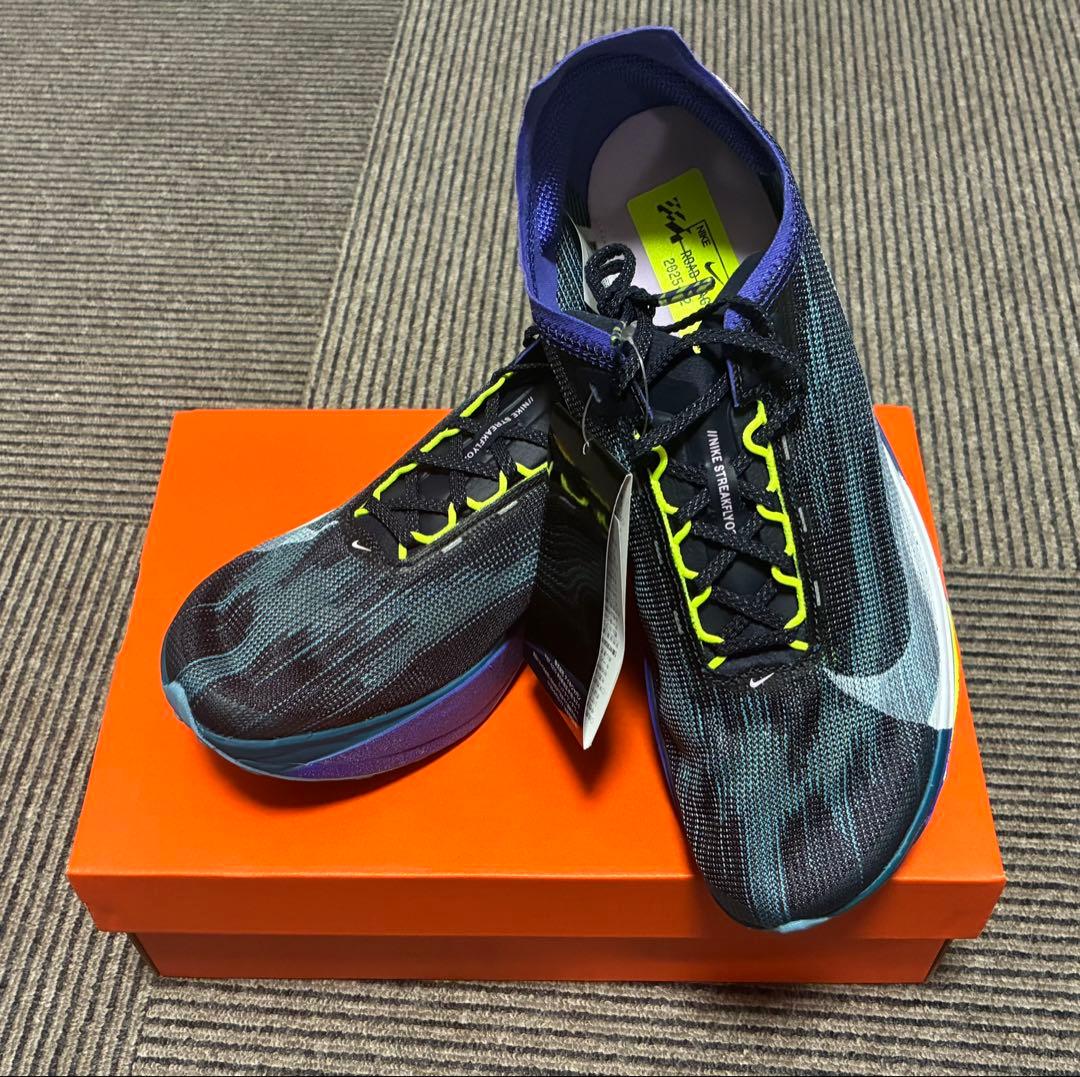 NIKEストリークフライ2 26.0cm 新品