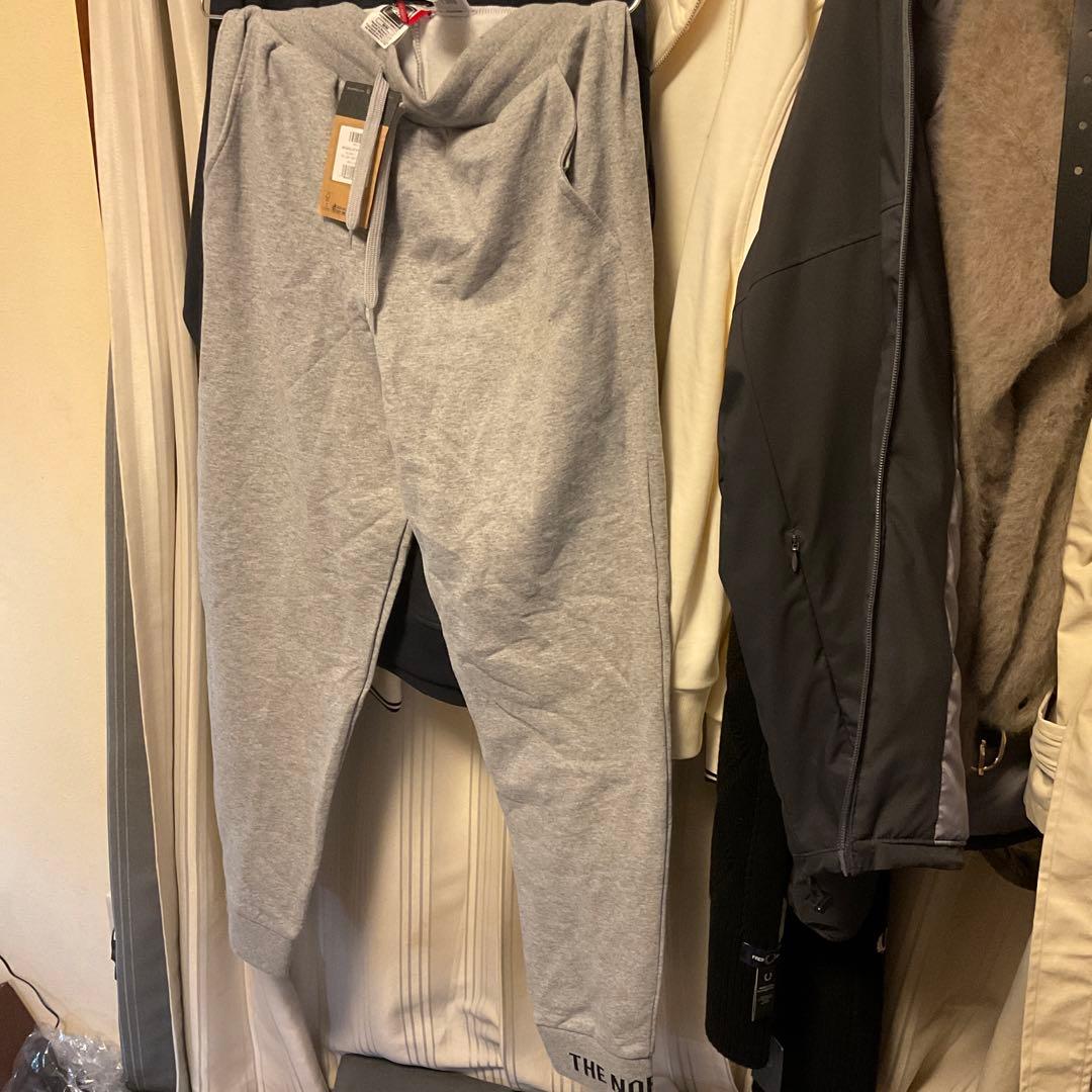 THE NORTH FACE スエットパンツ