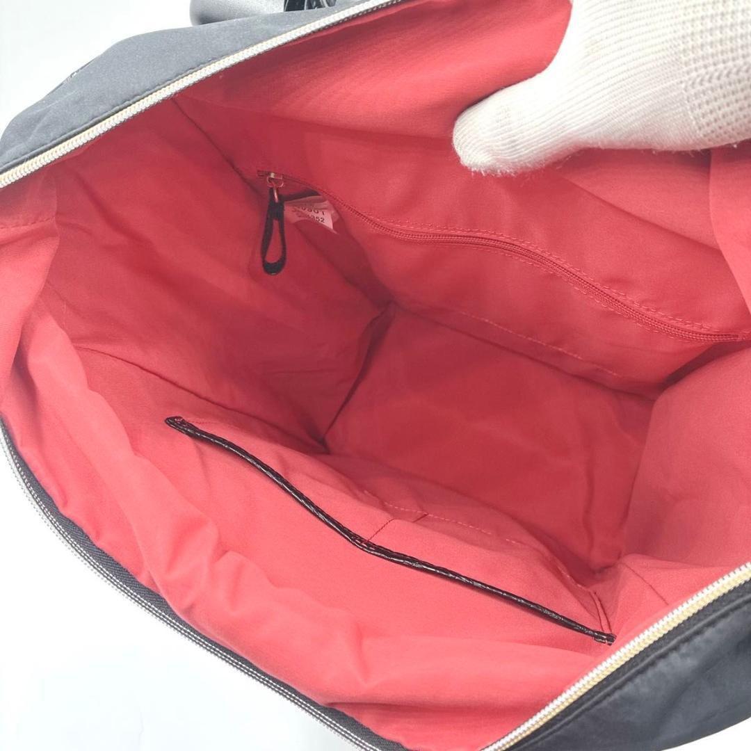 ママちゃん　SWANY キャリーバッグ クロコ型押し ストッパー付