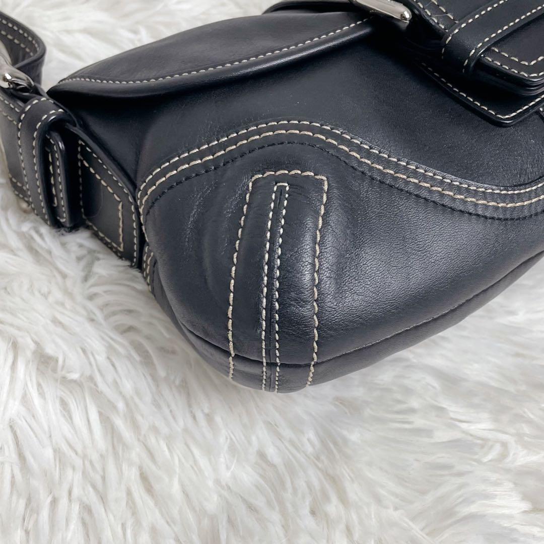 【超美品】COACH コーチ レザー ワンショルダー ソーホー ハーフムーン