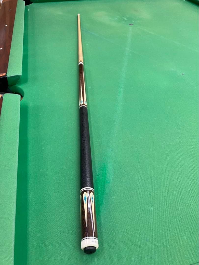 【予約済み】ビリヤード　キュー　Mezz Axi-606 WD700シャフト