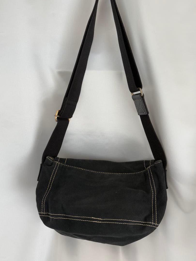 ヴィヴィアンウエストウッド ショルダーバッグ 金オーブ エッジウェア 黒