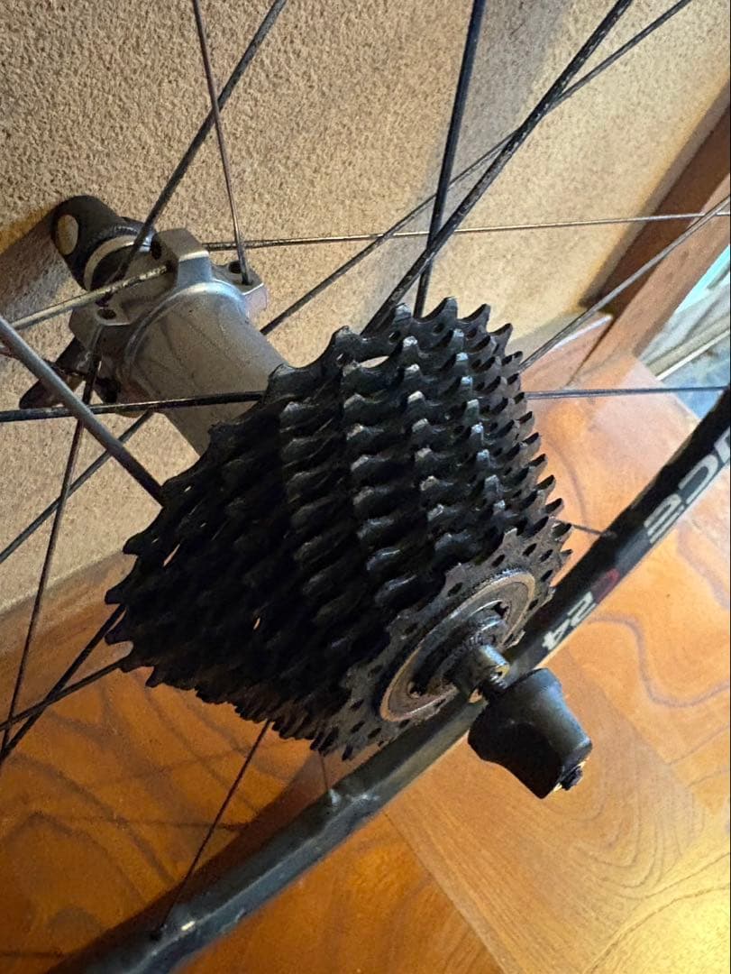 デュラエースカーボンホイールC24 スプロケット付き