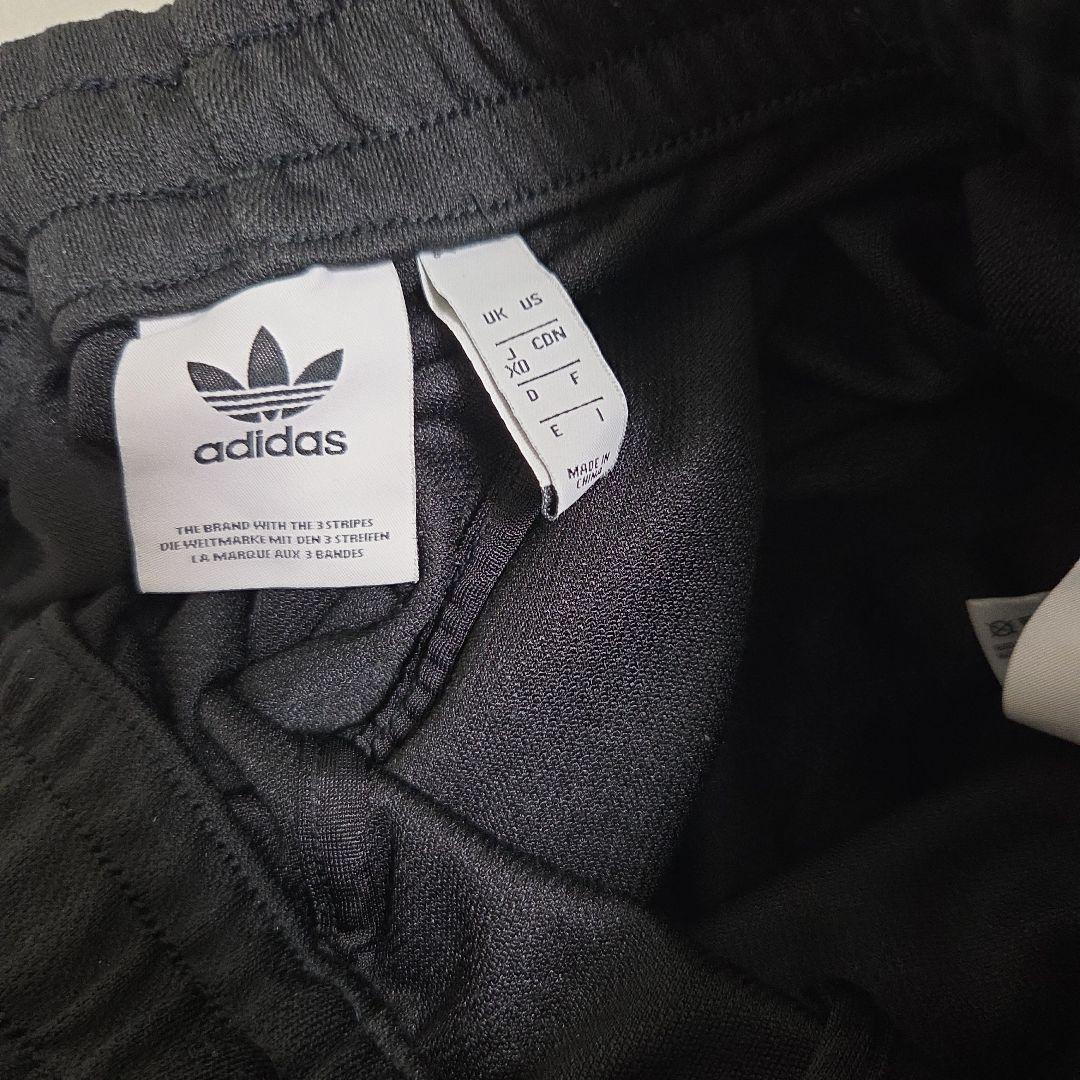 adidas ジャージ　50周年　セットアップ　ゴールド　黒　金　ジャケット