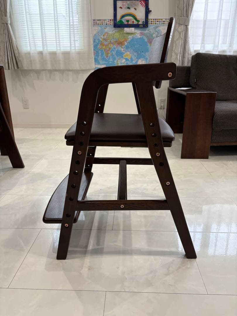 kitoco ダークブラウン 木製 アーム付き ダイニングチェア