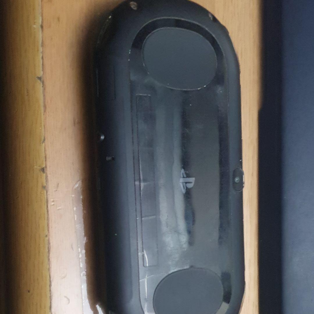 PlayStation®Vita（PCH-2000シリーズ