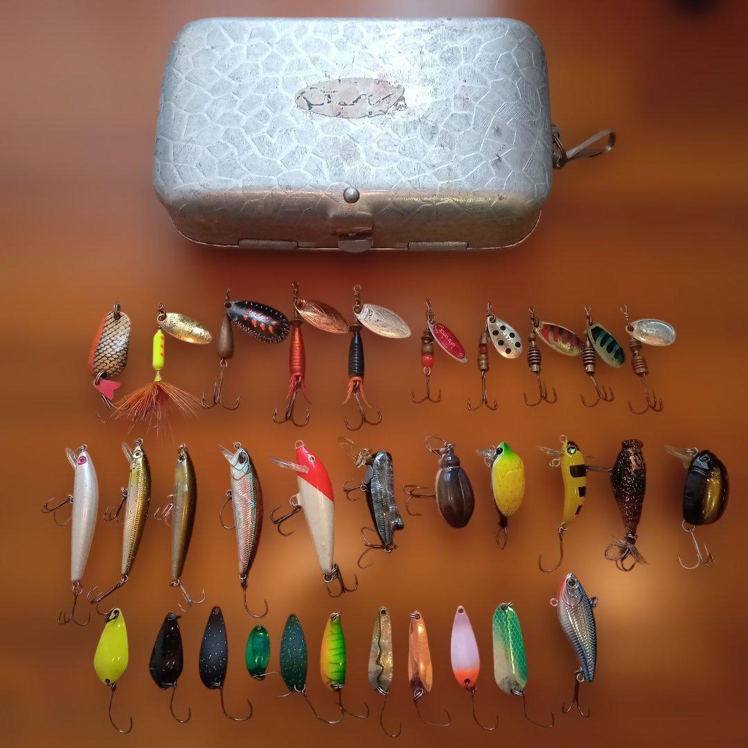 オールド　アムコタイプボックス付き渓流ルアーセット