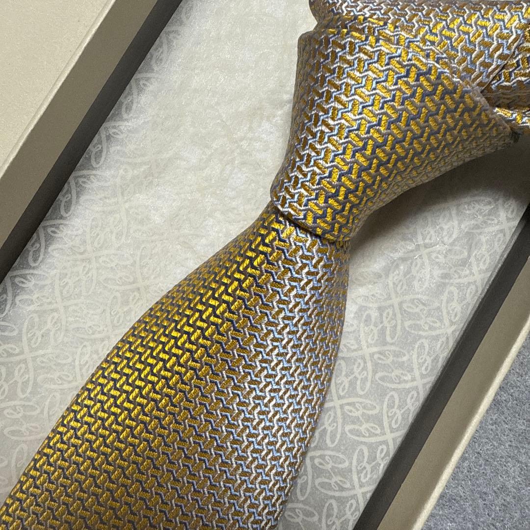 美品　ブリオーニ　ネクタイ　黄色　シルクジャガード　厚手