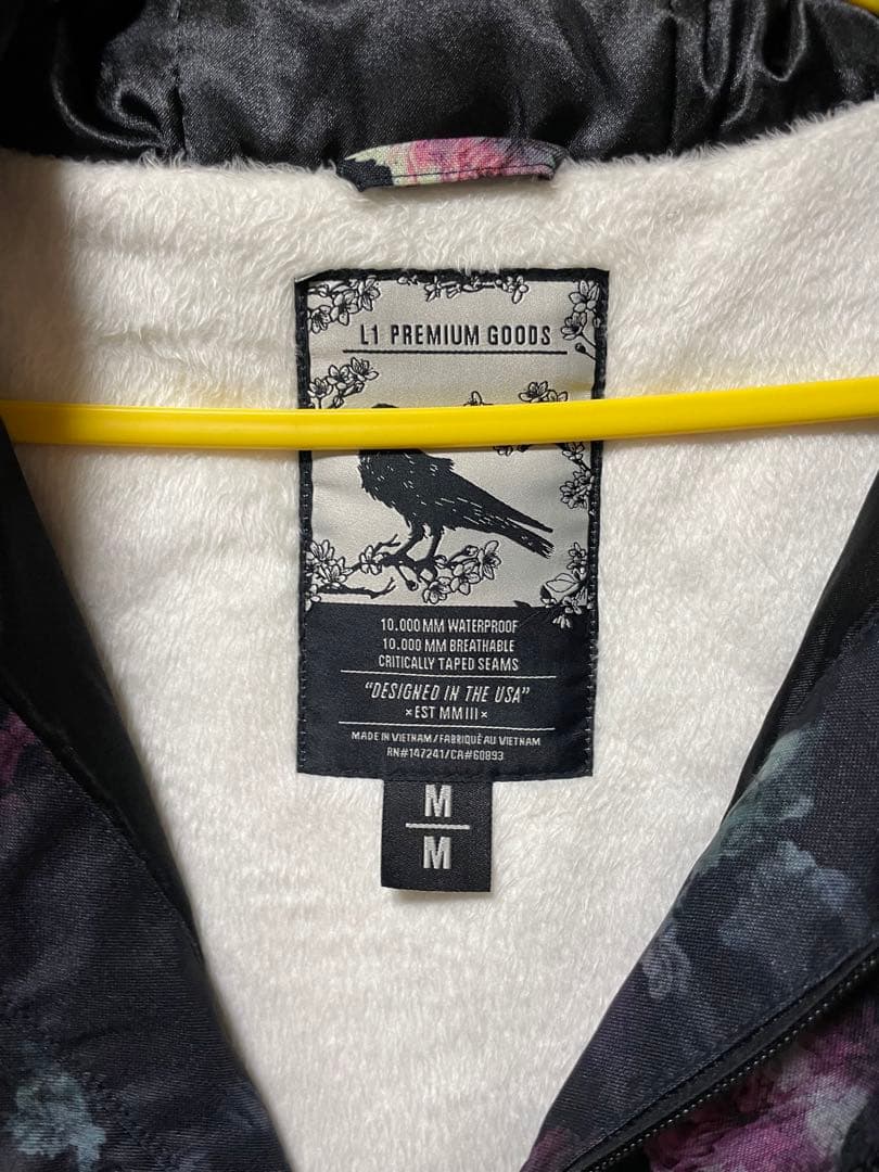 スノーボードウェア 女性用 ブラック フラワーパターン　L1