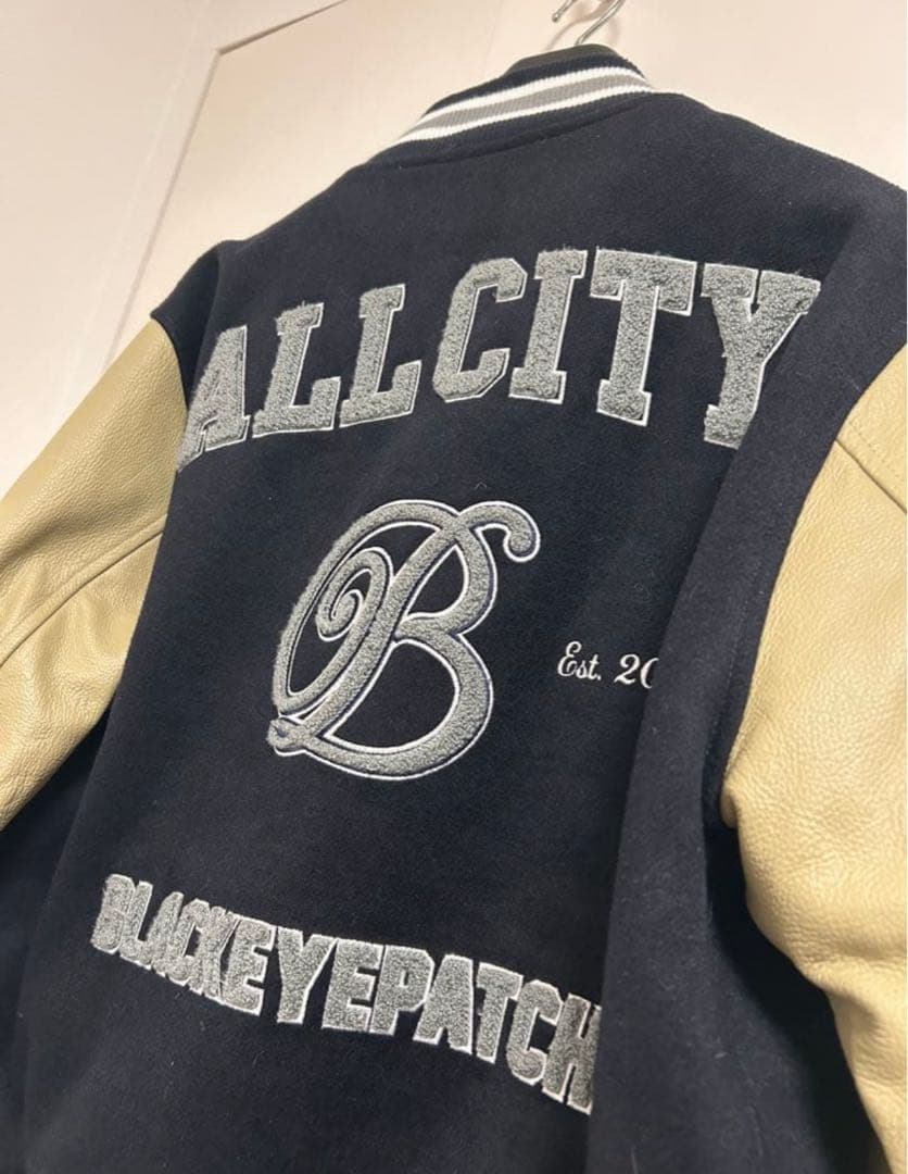 ブラックアイパッチ スタジャン