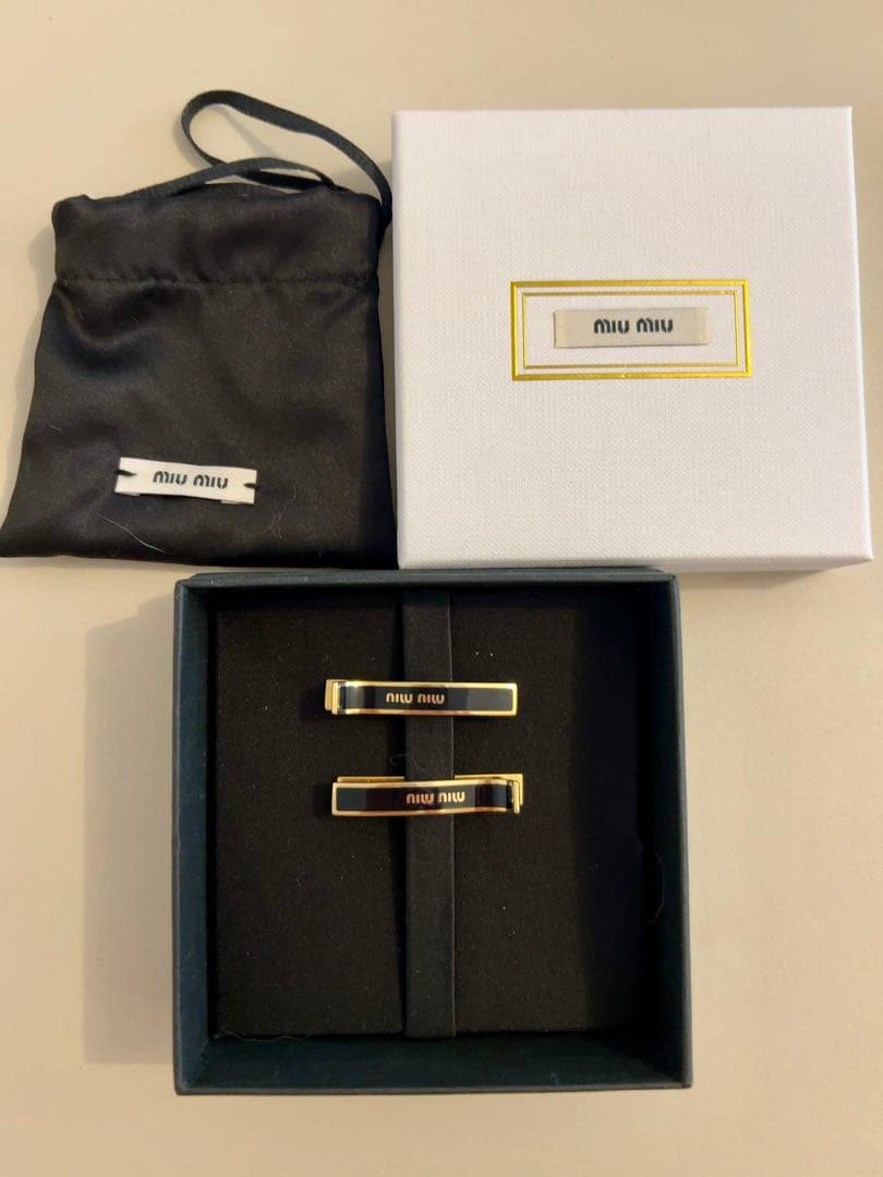 miu miu ヘアピンセット ゴールド/ブラック