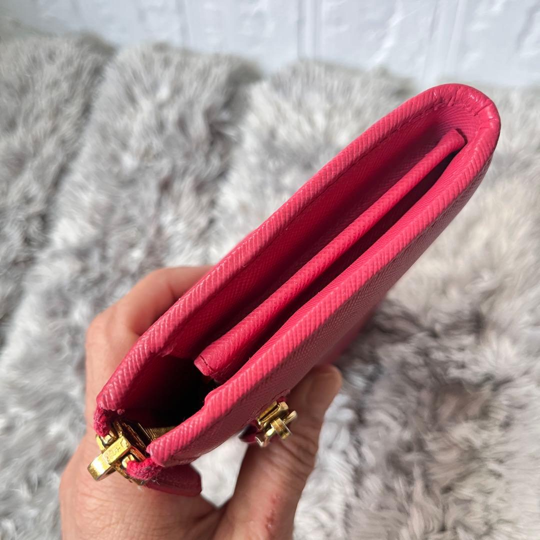 美品✨プラダ　L字ファスナー　サフィアーノ　長財布　フィオッコ　リボン　ピンク