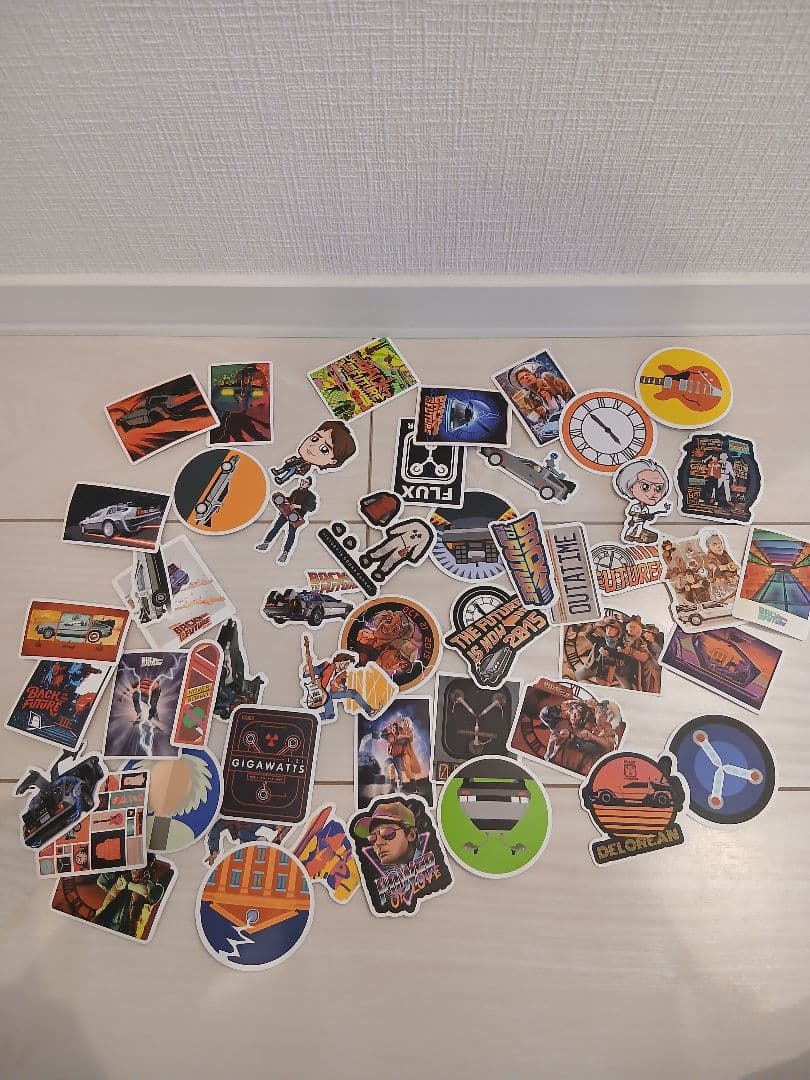 バックトゥザフューチャーDVDセットとデロリアンのミニカー