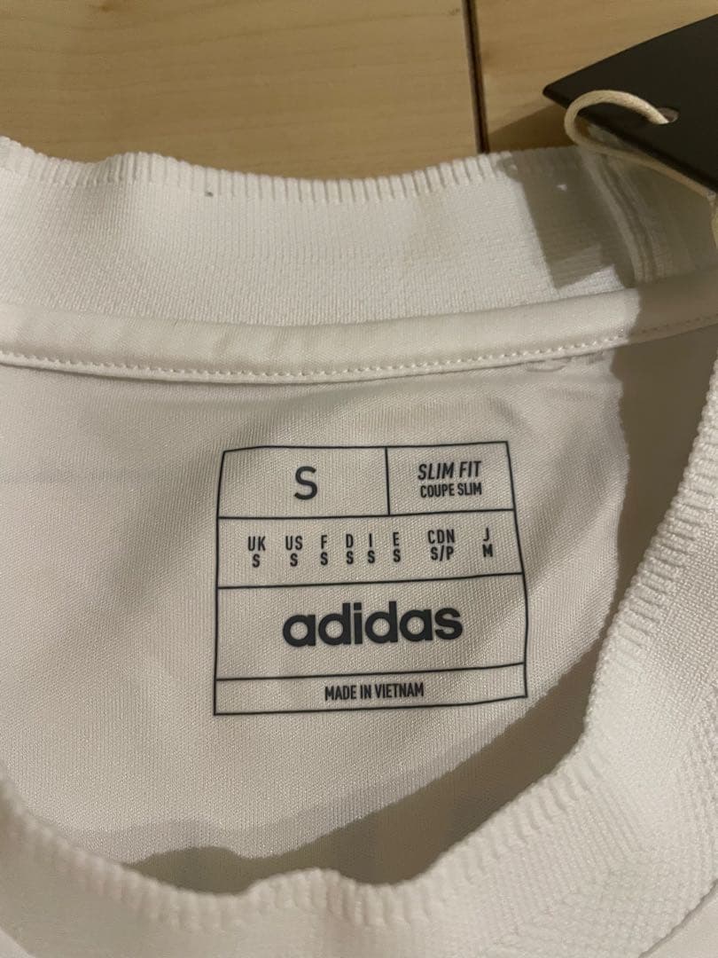 アディダスサッカーイタリア代表125周年記念白ユニフォーム23トナーリ金FIGC