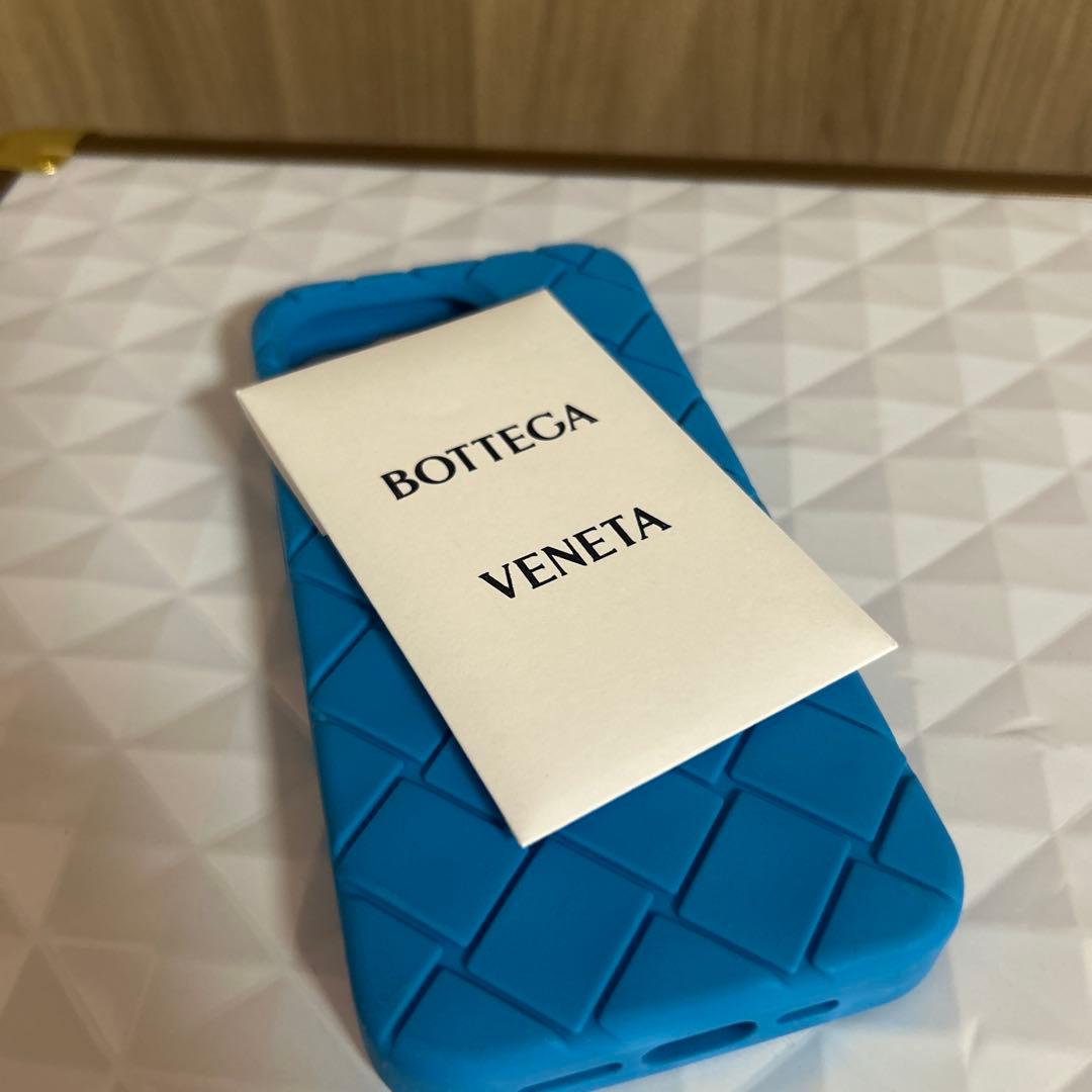 BOTTEGA VENETA 青 シリコンiPhoneケース