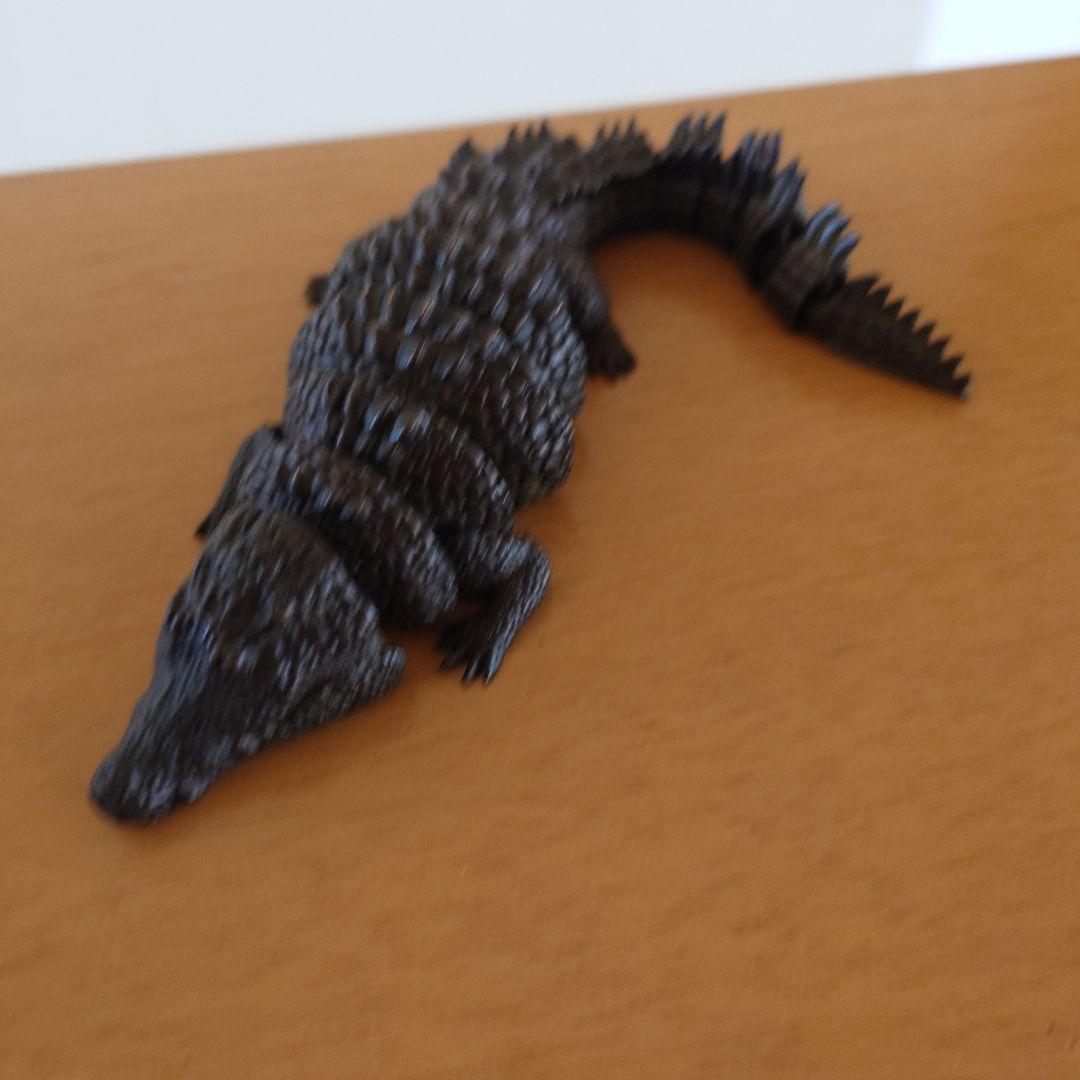 銅製　鰐　自在　在銘　置物