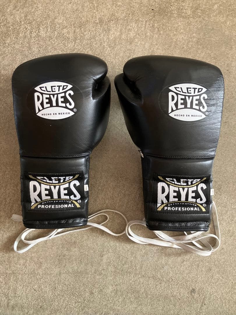 CLETO REYES レイジェス ブラック 16オンス スパーリング