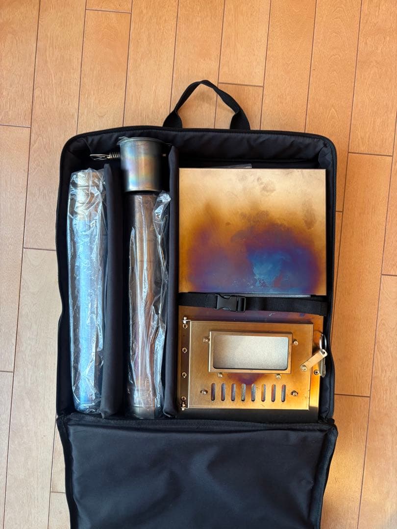 チタン薪ストーブ soomloom/POMOLY TOMOUNT