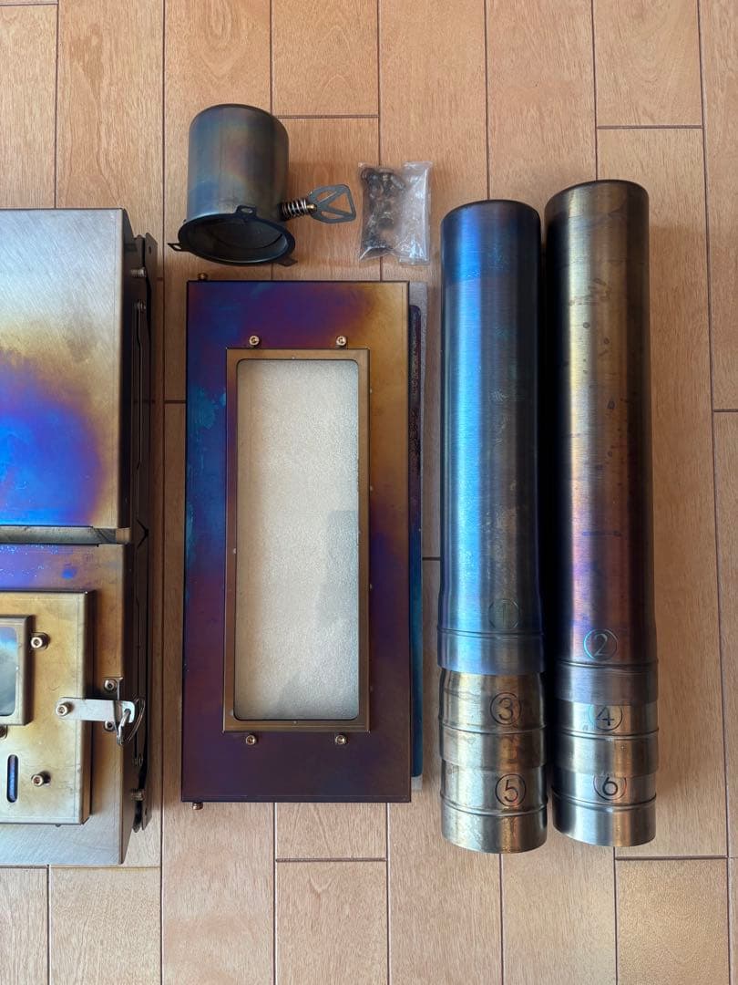 チタン薪ストーブ soomloom/POMOLY TOMOUNT