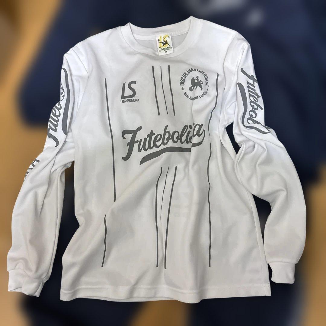 早い者勝ち‼️極美品‼️ルースイソンブラ　ピステ　上下とプラシャツセット‼️サイズM‼️