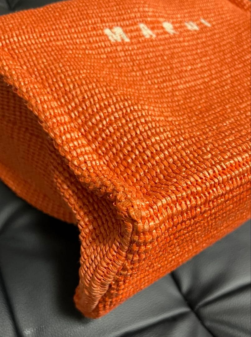 【8/6まで販売】MARNI オレンジ トートバッグ