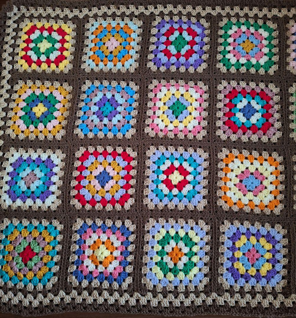 手編みモチーフブランケット