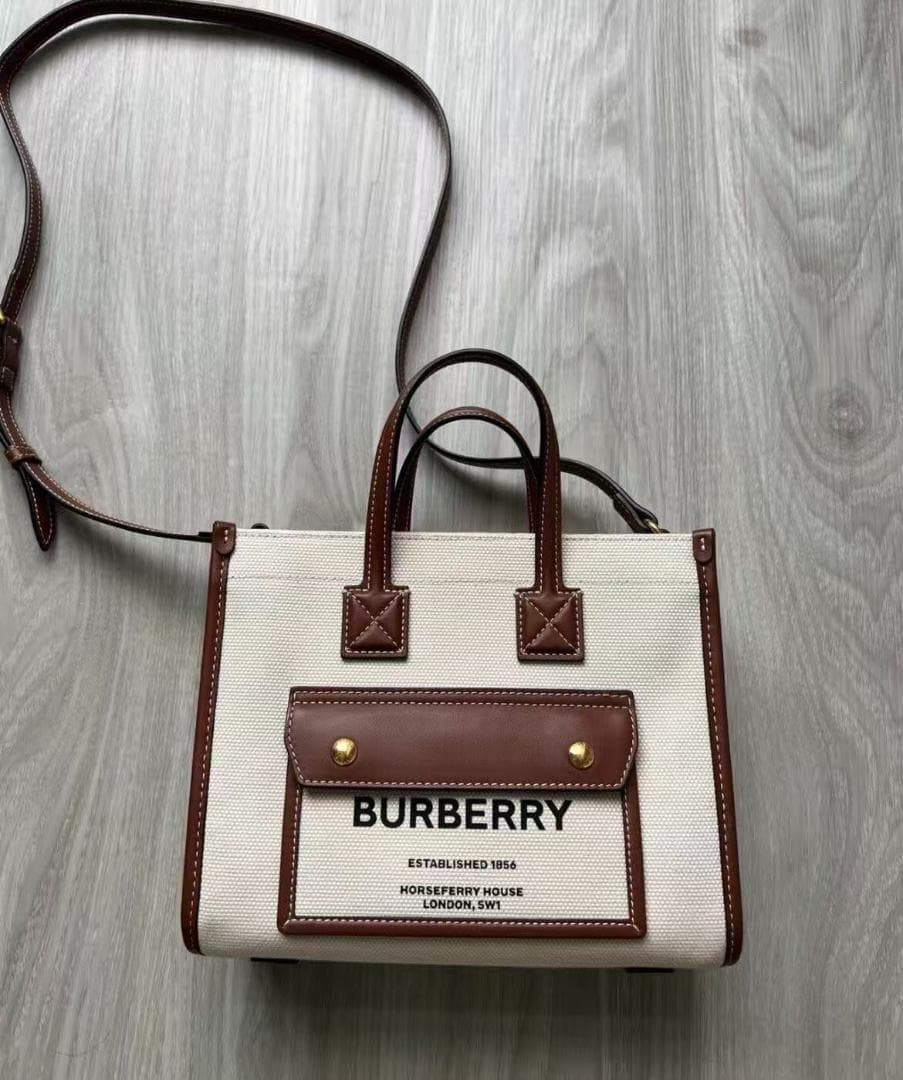 BUR☆BERRY ショルダーバッグ キャンバス~~~