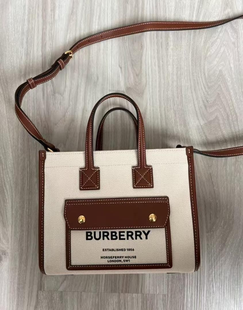 BUR☆BERRY ショルダーバッグ キャンバス~~~