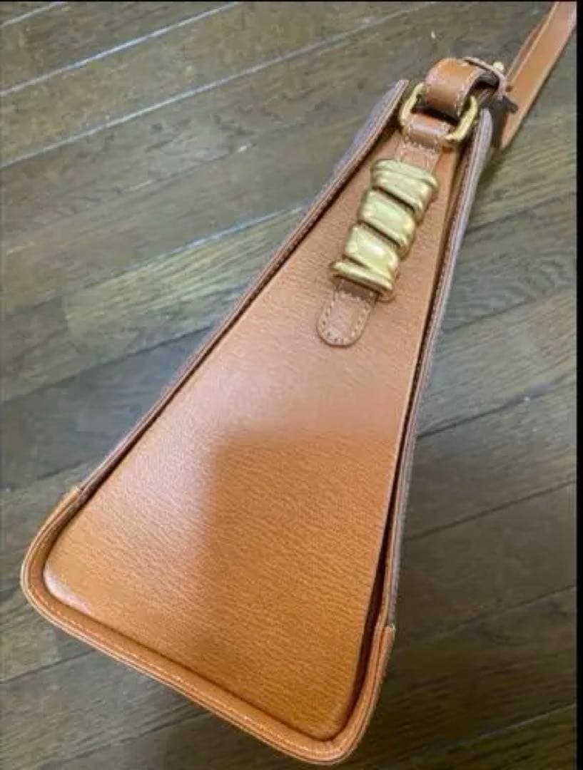 ロエベ　ベラスケス　美品