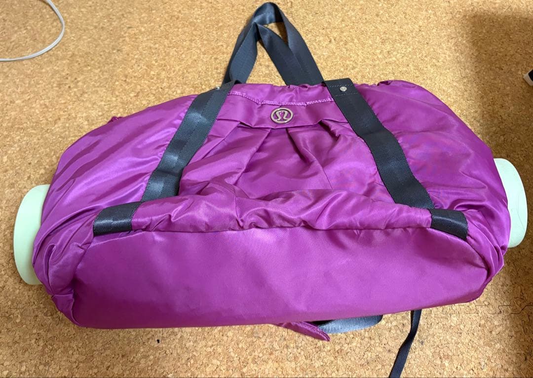 新品ルルレモン　スポーツバック　ヨガマット収納