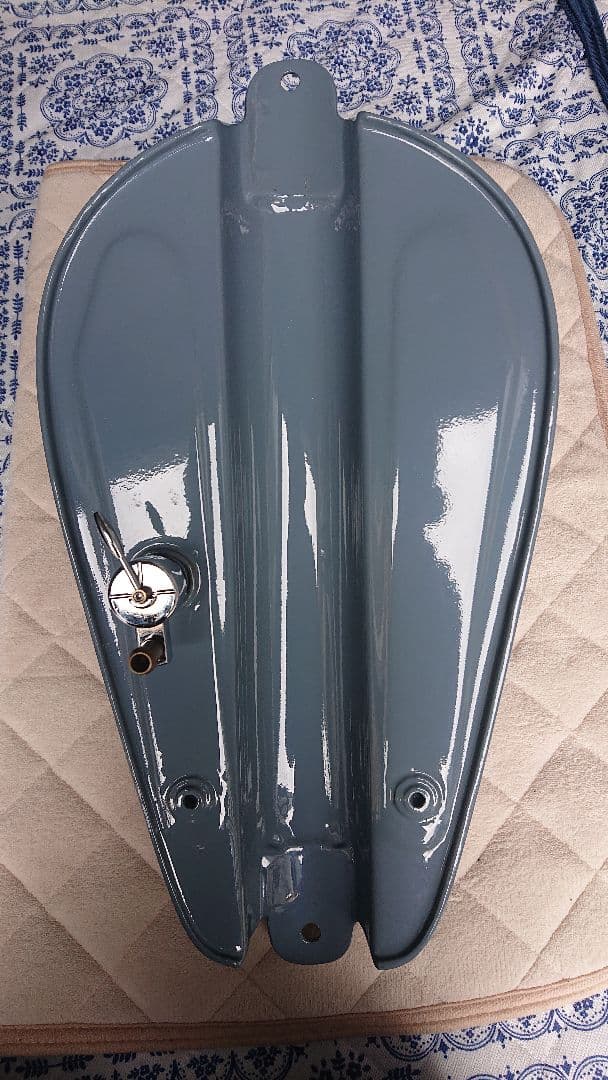 ハーレー スポーツスター タンク