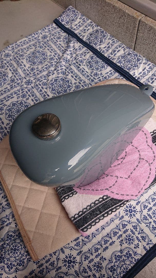 ハーレー スポーツスター タンク