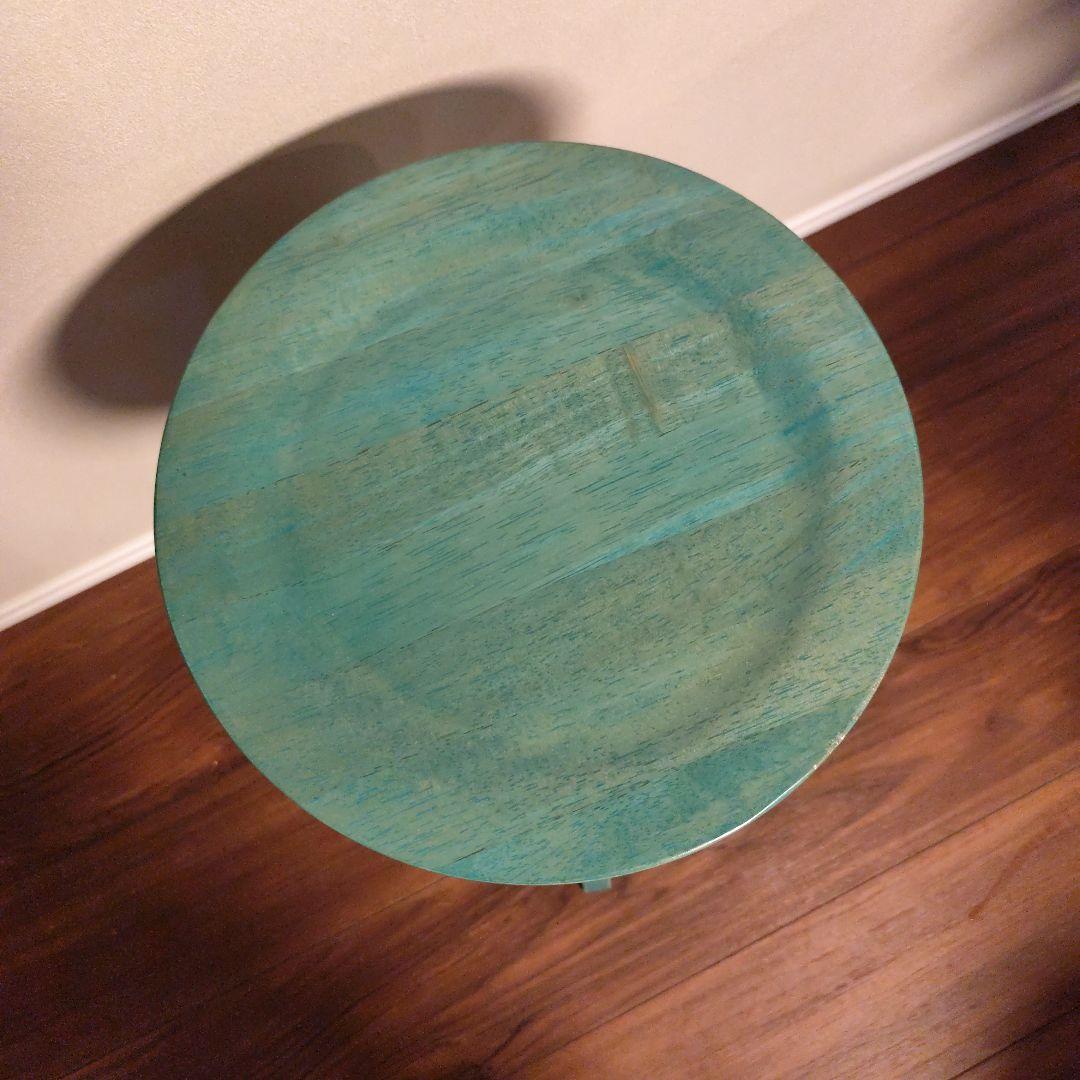 青緑色の木製スピンチェア　ロータイプ