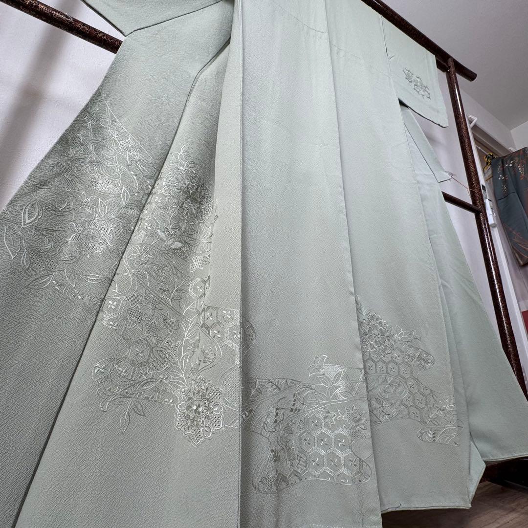 超美品　正絹　現代　広襟　訪問着　付け下げ　着物　160裄64 縮緬　汕頭刺繍