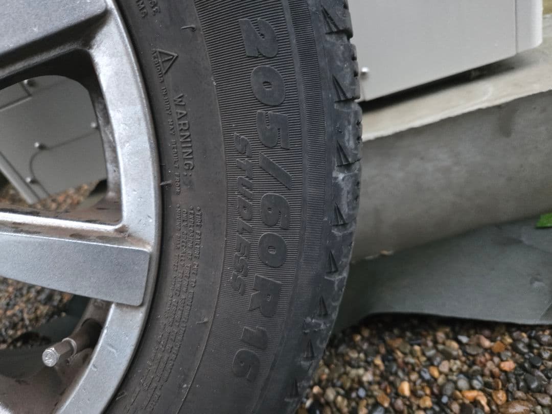 スタッドレスタイヤ用ホイール4本セット　205/60R16