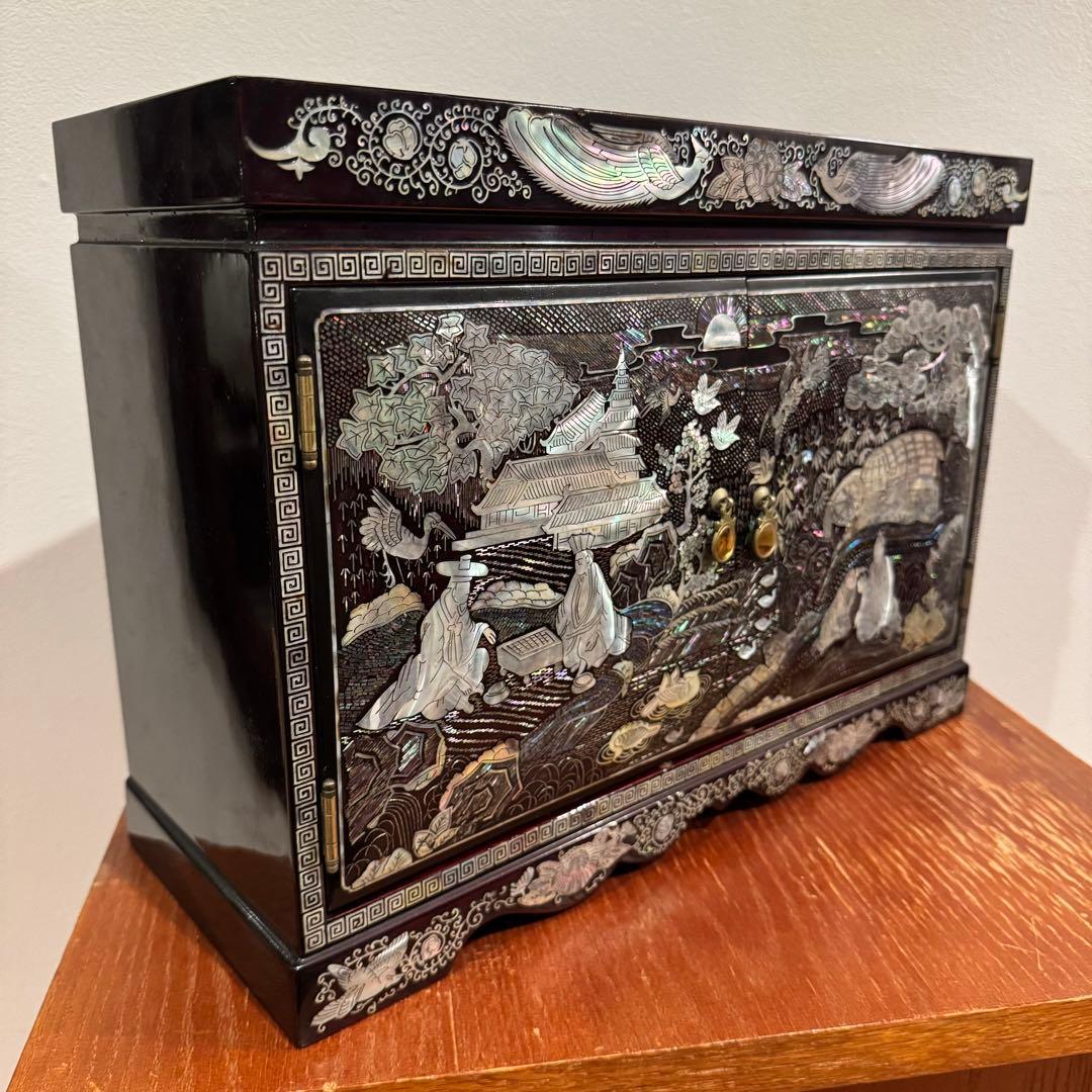 【珍品】豪華 螺鈿細工 観音開き 小物収納 小引出し 漆 鏡面仕上げ 李朝家具