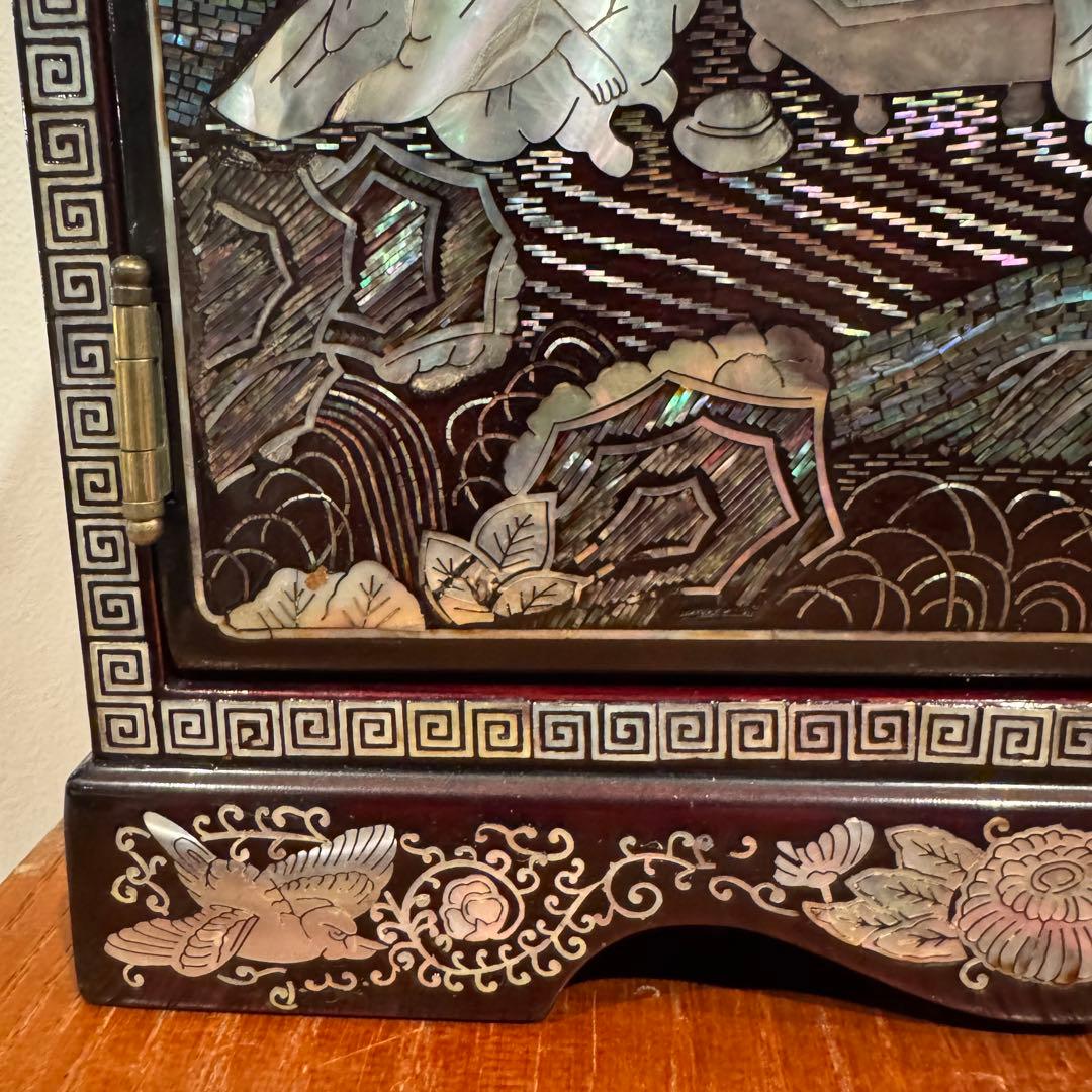 【珍品】豪華 螺鈿細工 観音開き 小物収納 小引出し 漆 鏡面仕上げ 李朝家具
