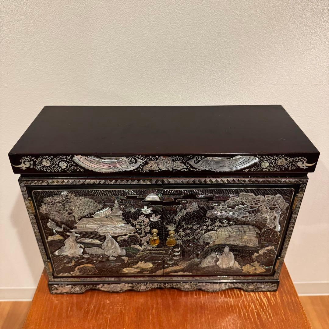 【珍品】豪華 螺鈿細工 観音開き 小物収納 小引出し 漆 鏡面仕上げ 李朝家具