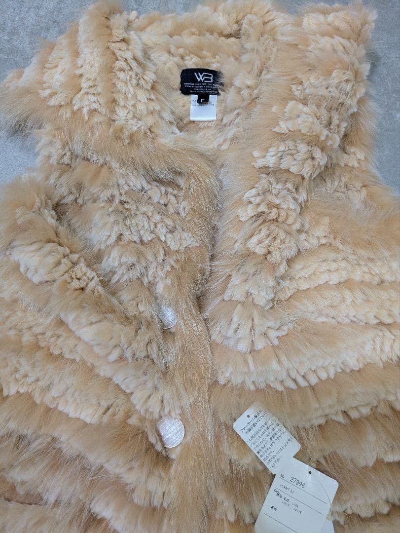 新品 ブルーフォックスフヤーン レッキスラビット コート ベスト