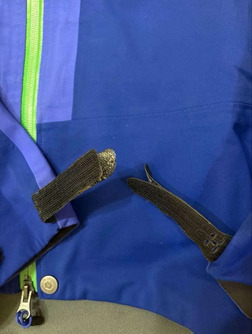 ホグロフス クーロワール・ジャケット　Mサイズ