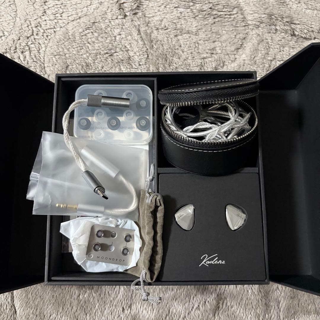 イヤホン moondrop Kadenz