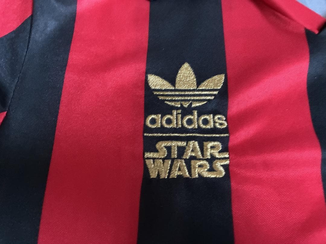 adidas スター・ウォーズ シャツ 赤黒