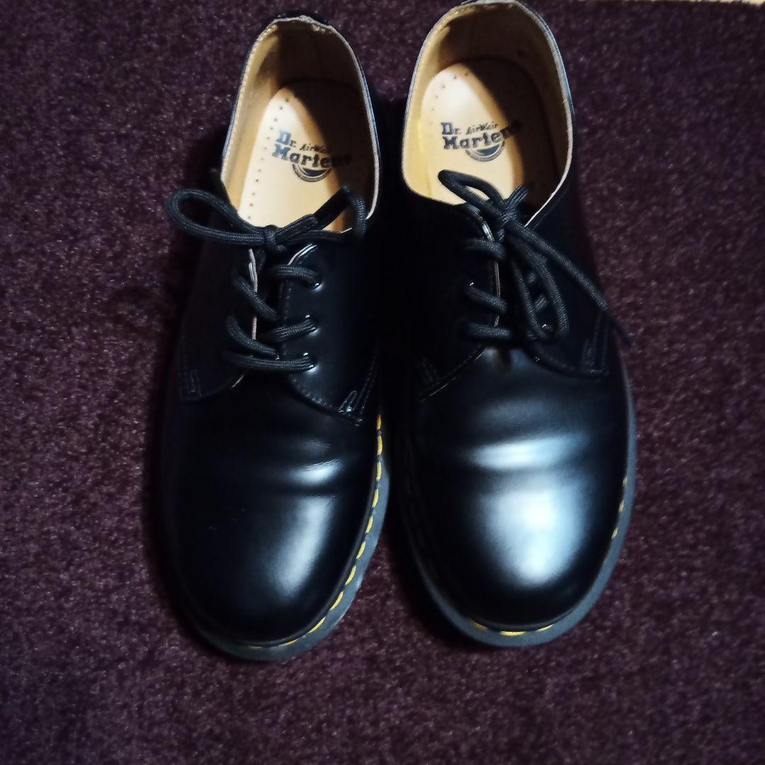 ドクターマーチン　３ホール　UK８