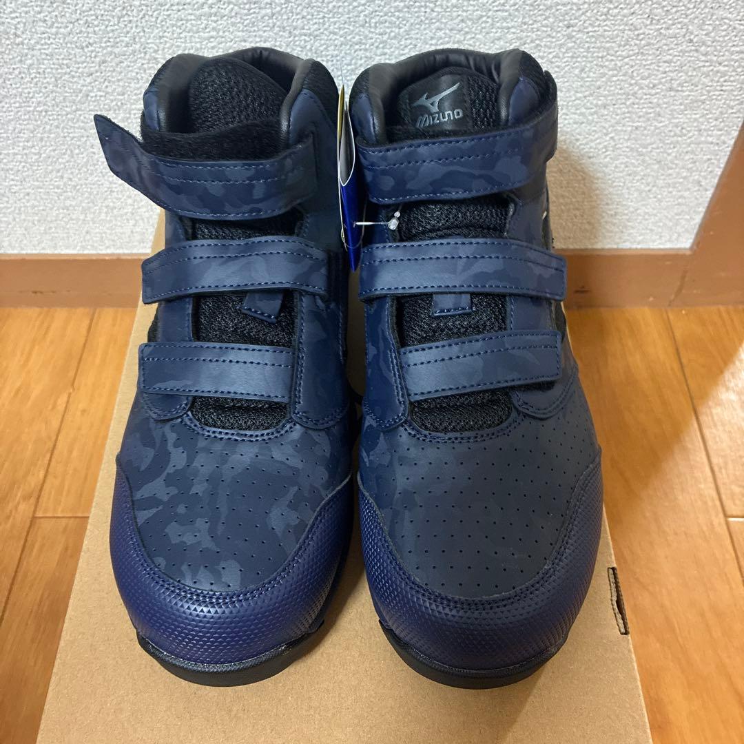 新品　安全靴　Mizuno プロスニーカー　２７cm