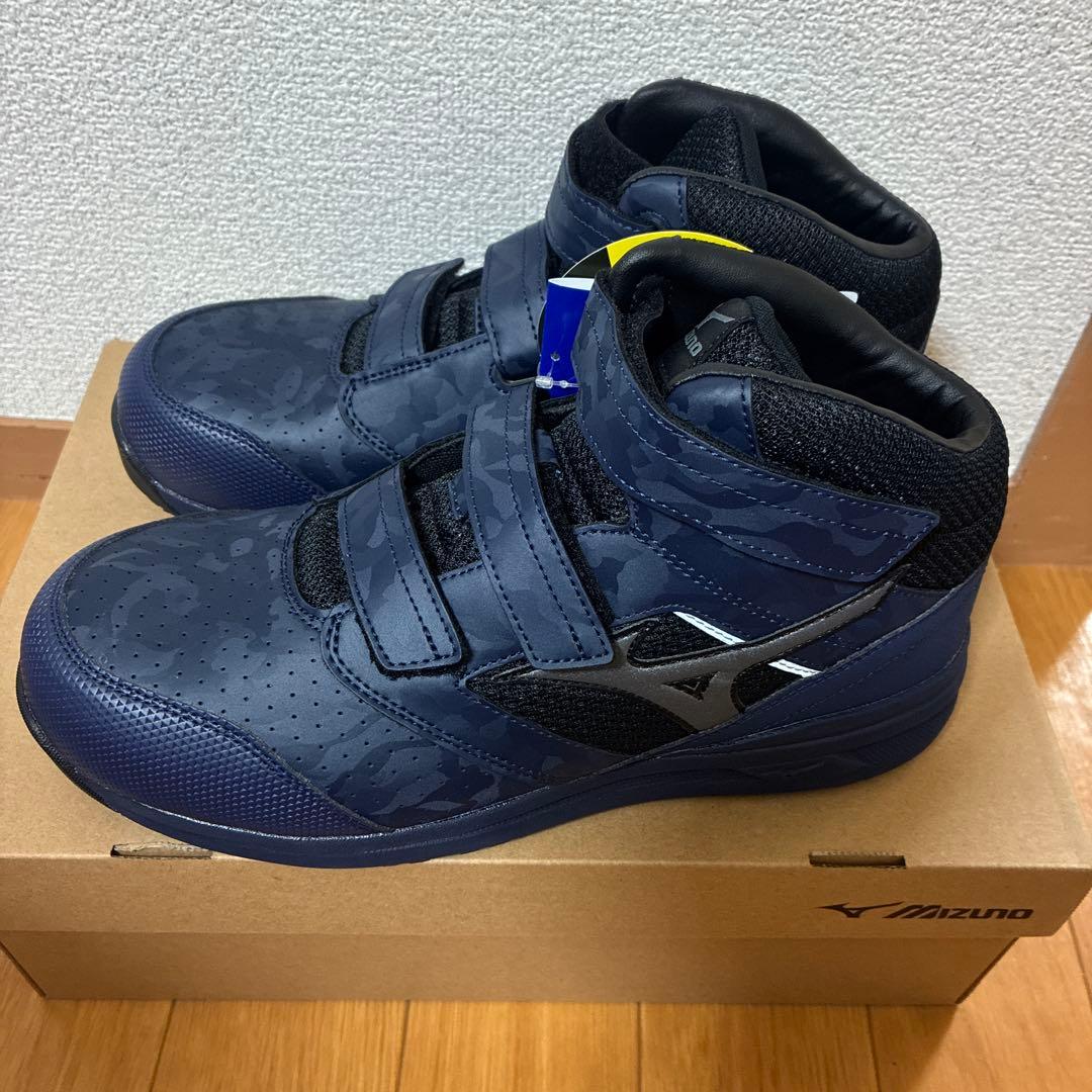 新品　安全靴　Mizuno プロスニーカー　２７cm
