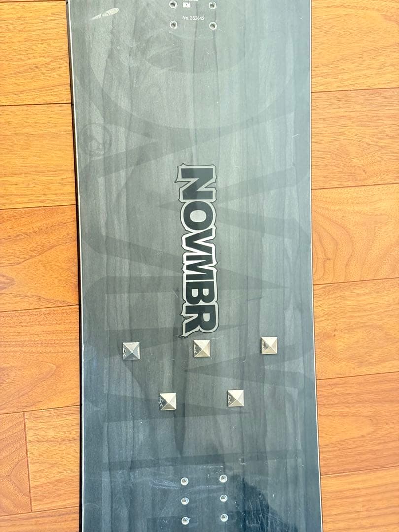 NOVEMBER ARTISTE 150cm BLACK LTD スノーボード板