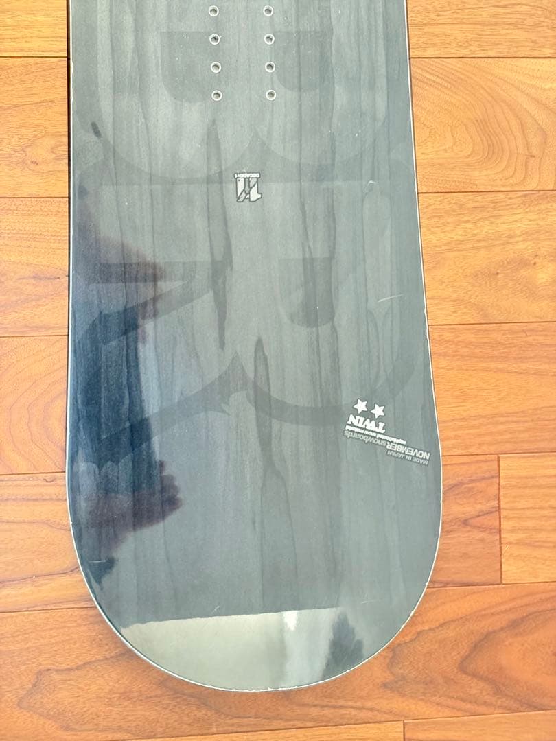 NOVEMBER ARTISTE 150cm BLACK LTD スノーボード板