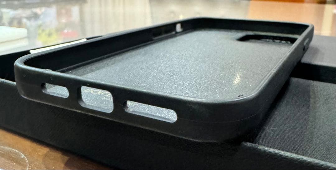 DOLCE＆GABBANA (ドルガバ)iPhone13ProMax ケース