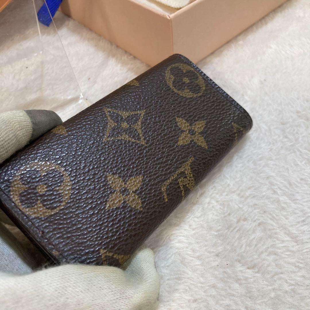 ！極美品！　ルイヴィトン　モノグラム　キーケース　４連式