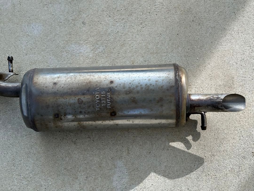 トヨタ 30プリウス 純正リアピース